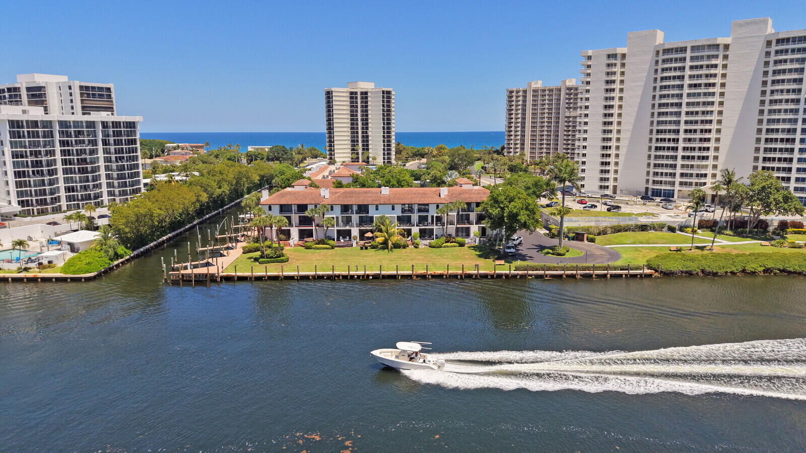 4501 N Ocean Boulevard Th-04