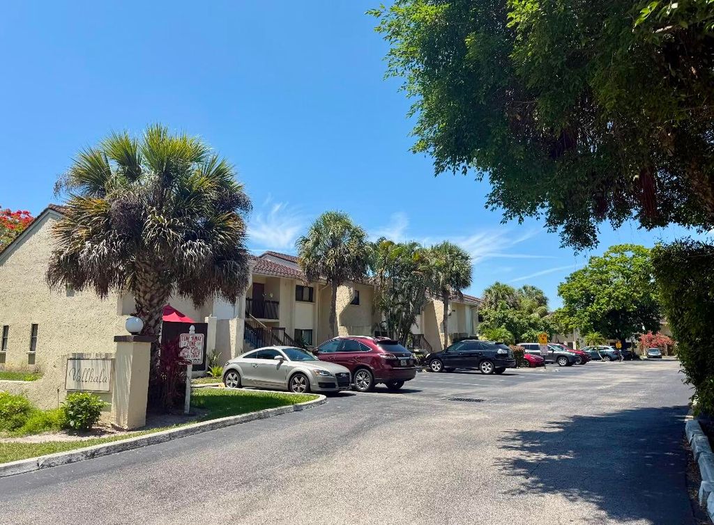 Photo of 22415 SW 61st Way #106, Boca Raton, FL 33428 (MLS # B26040556)