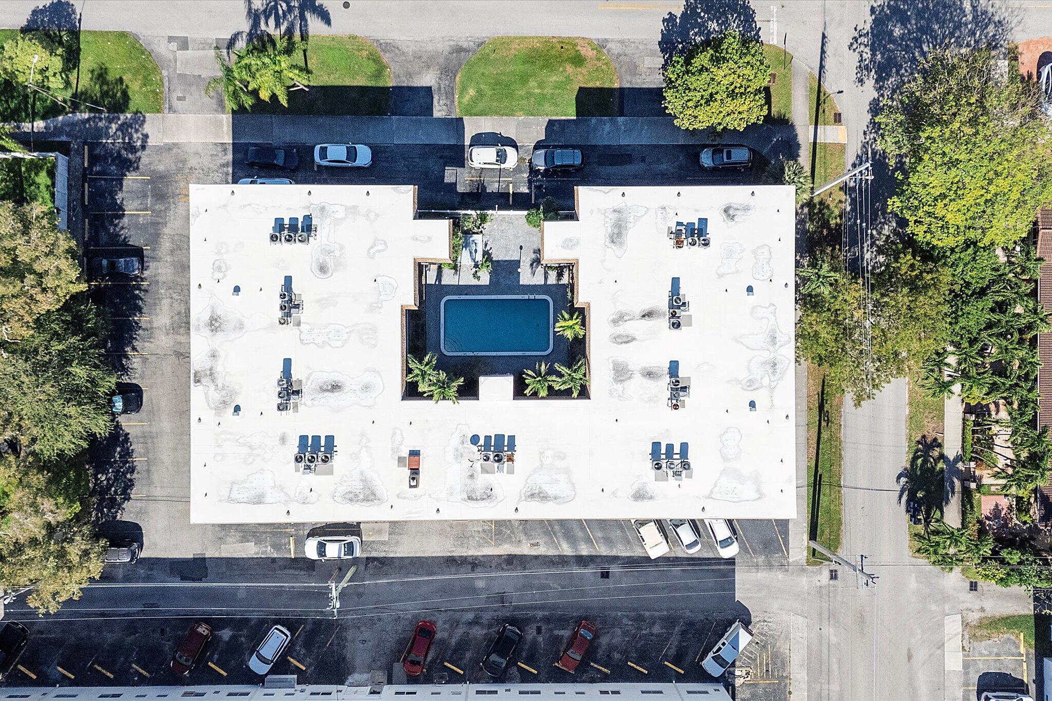 CASA BONA CONDO - Residential
