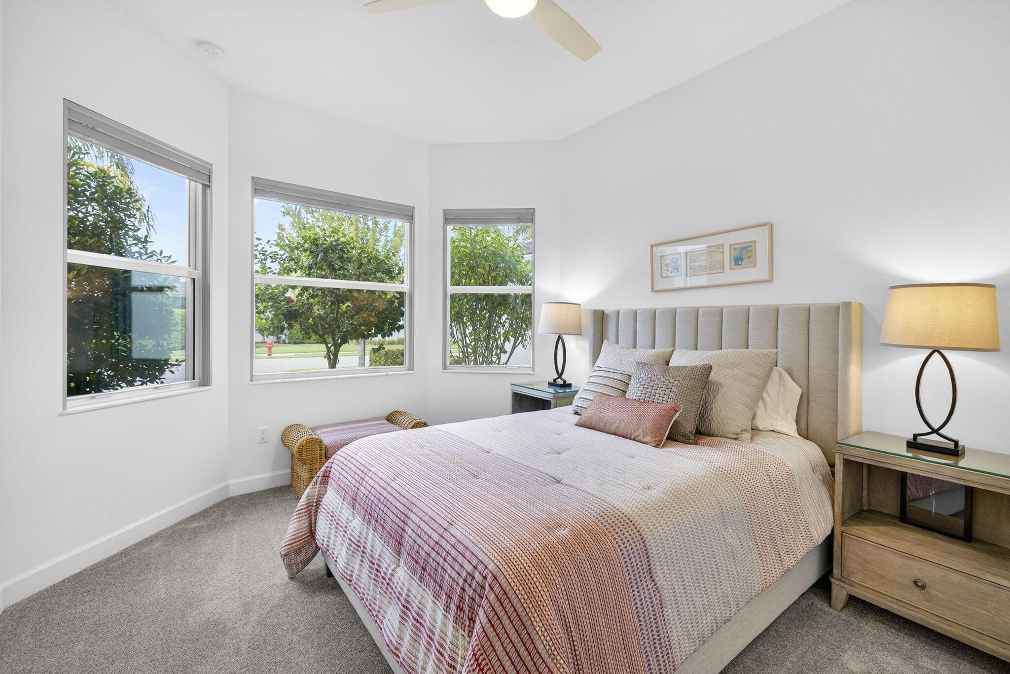 VALENCIA SOUND - Residential