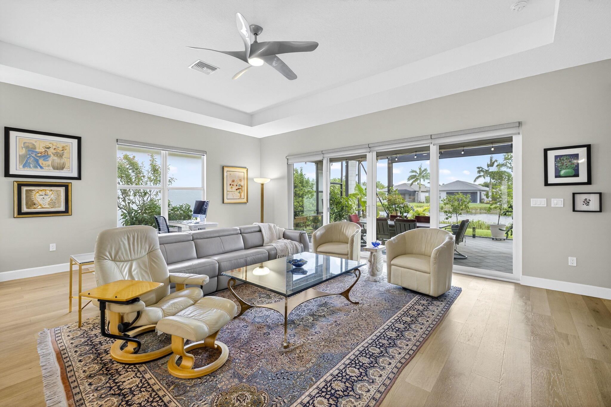 VALENCIA SOUND - Residential