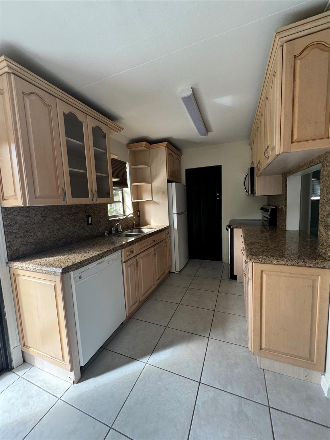 Ibec Add 3 47-46 B - Residential Lease