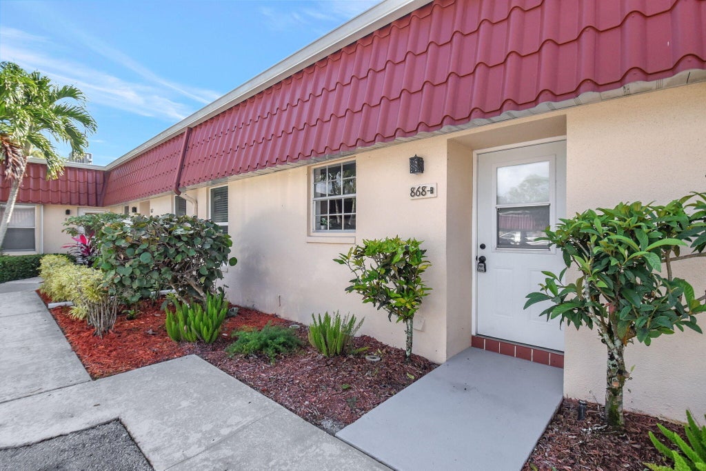 Photo of 868 Worcester Lane #B, Lake Worth, FL 33467 (MLS # B26052802)