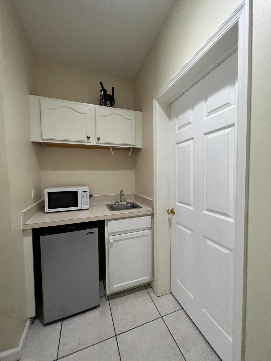 Photo of 8364 Mulligan Circle, Port Saint Lucie, FL 34986 (MLS # B26071185)
