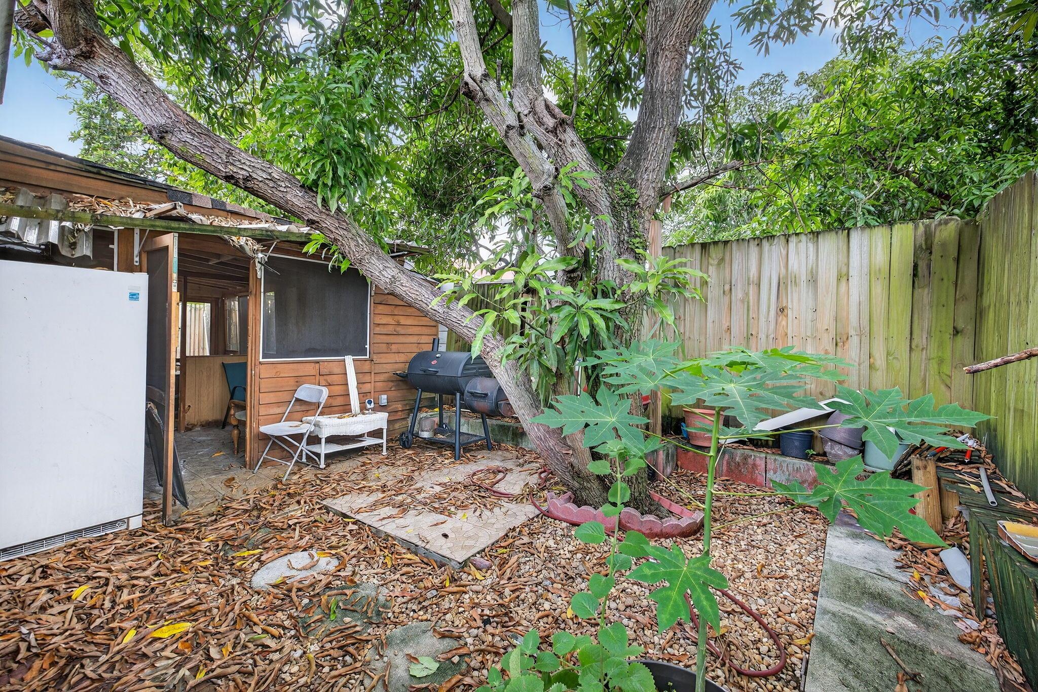 APPLEGREEN - Residential Lease