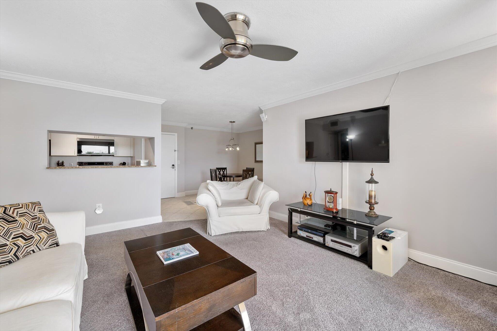 THE YACHT CLUB AT AVENTURA CONDO - Residential