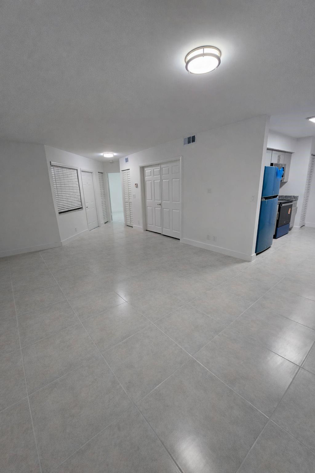 WINDMILL LAKES IV CONDO - Residential Lease