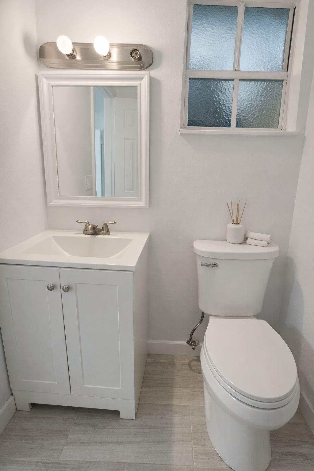 WINDMILL LAKES IV CONDO - Residential Lease