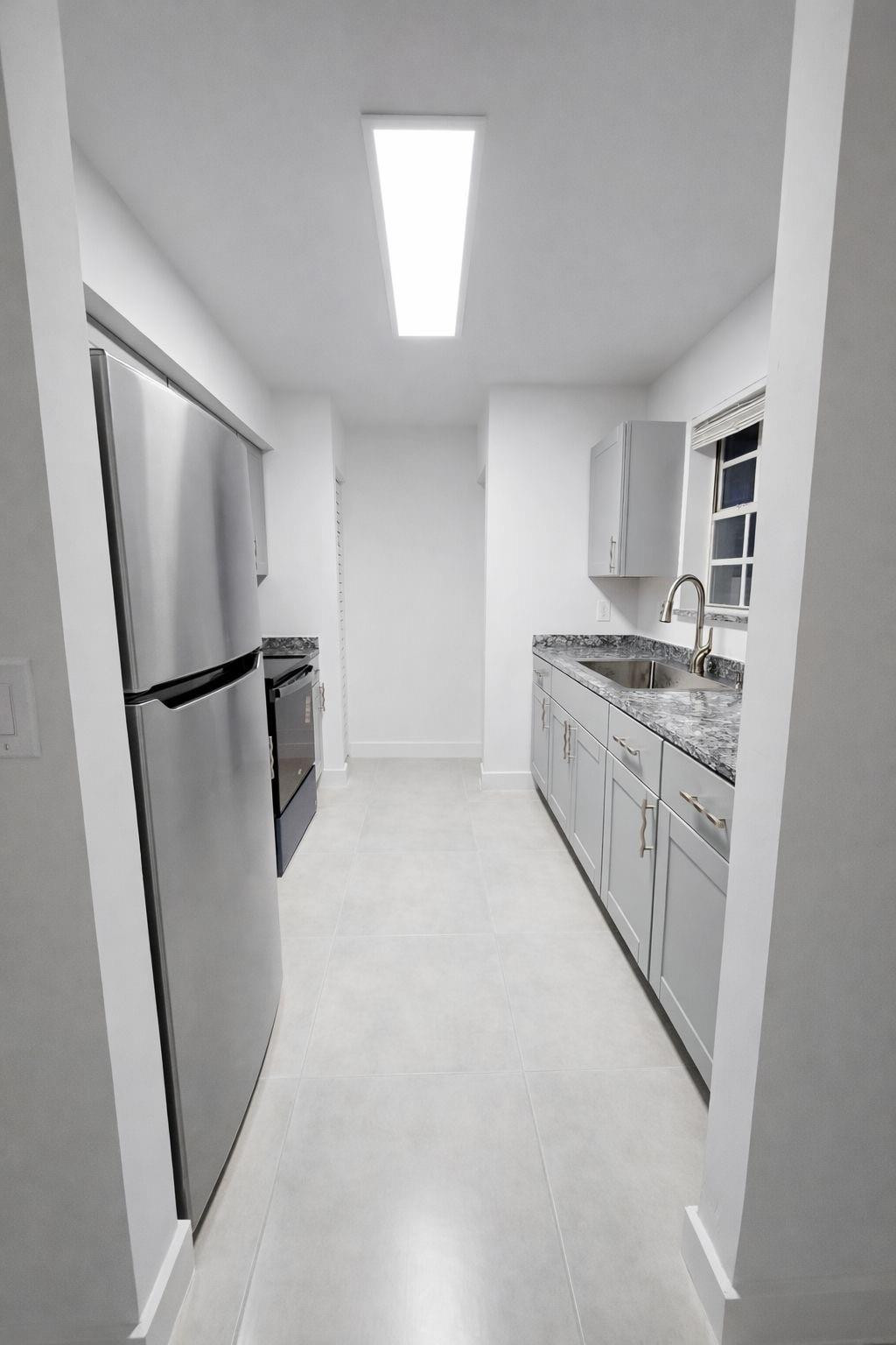 WINDMILL LAKES IV CONDO - Residential Lease