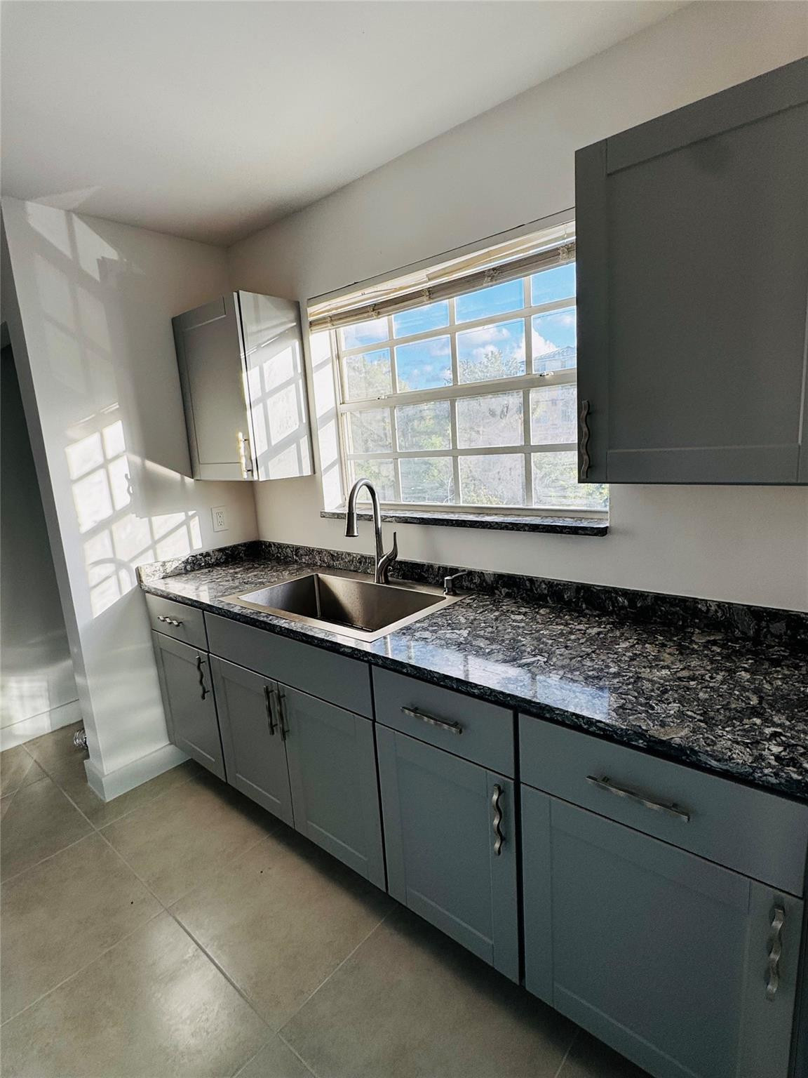 WINDMILL LAKES IV CONDO - Residential Lease