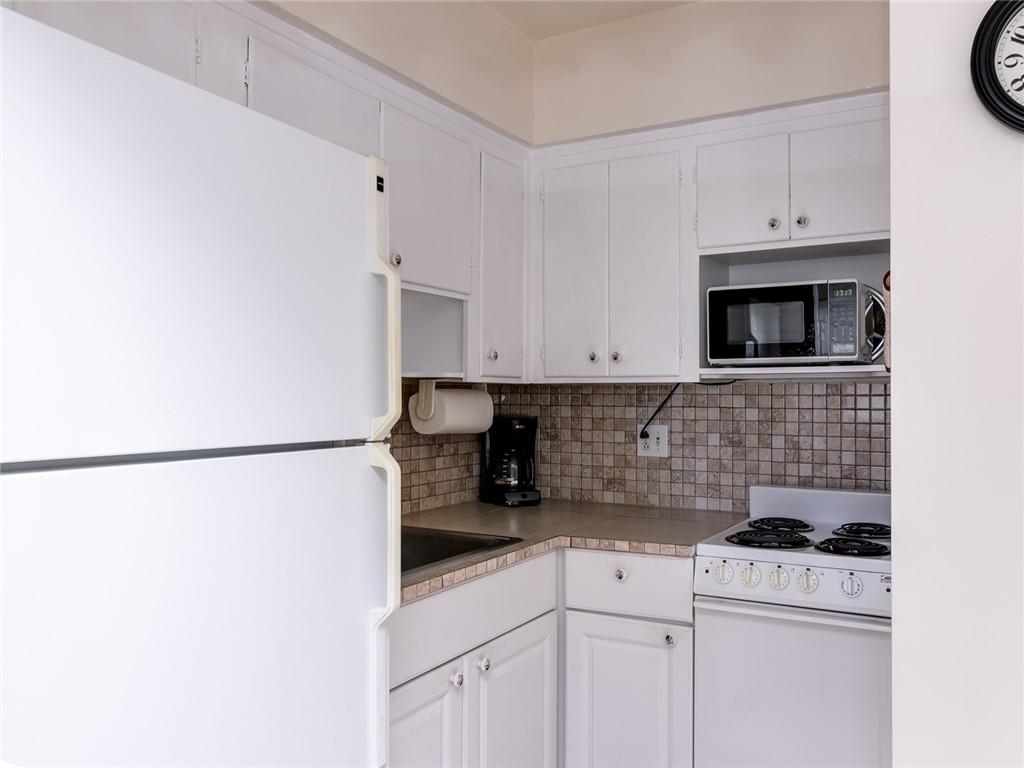 DIPLOMAT GARDEN CO-OP - Residential