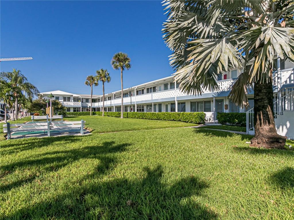 DIPLOMAT GARDEN CO-OP - Residential