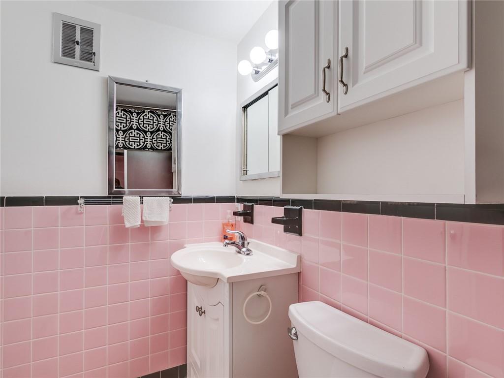 DIPLOMAT GARDEN CO-OP - Residential