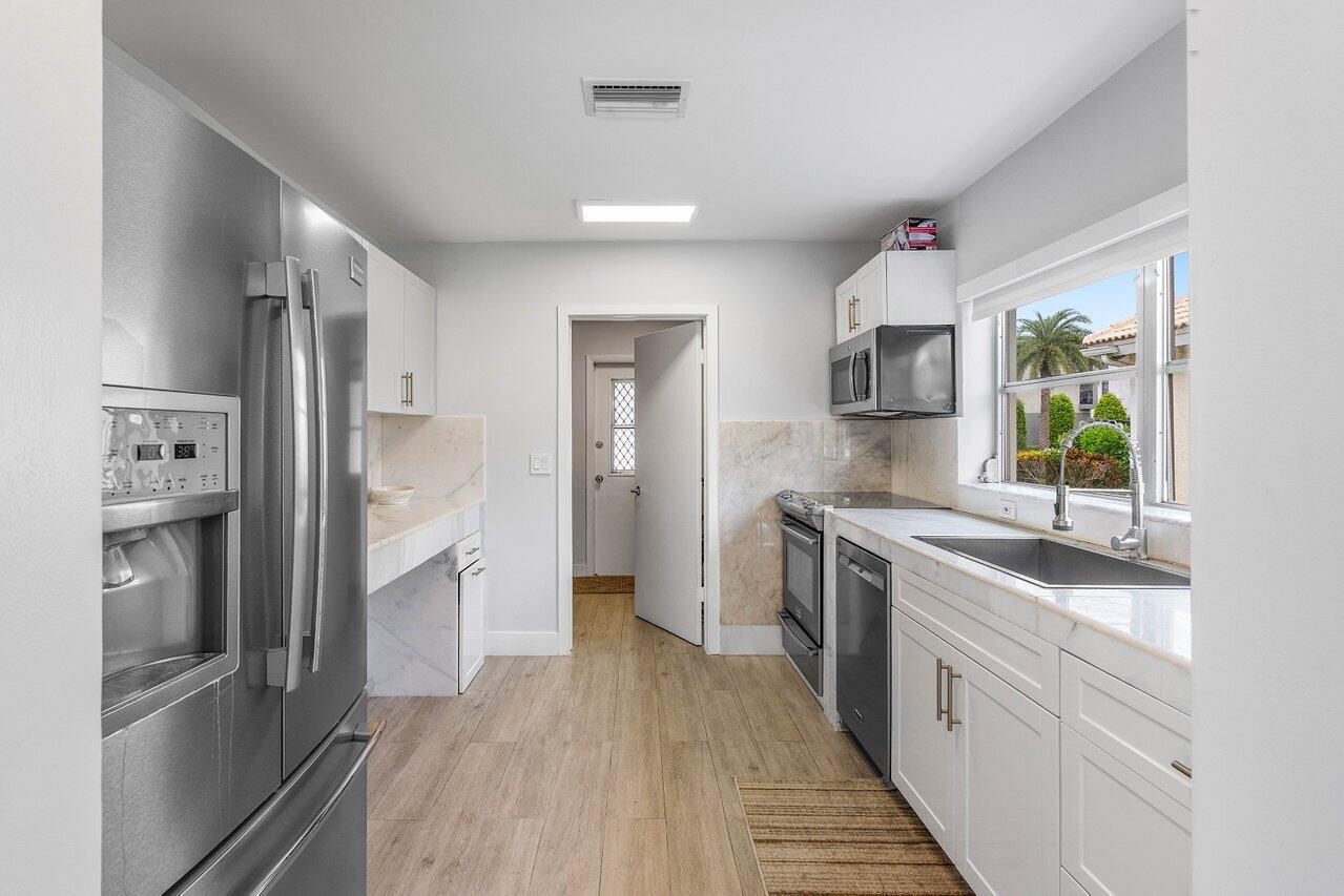 SUN AND SURF - Residential