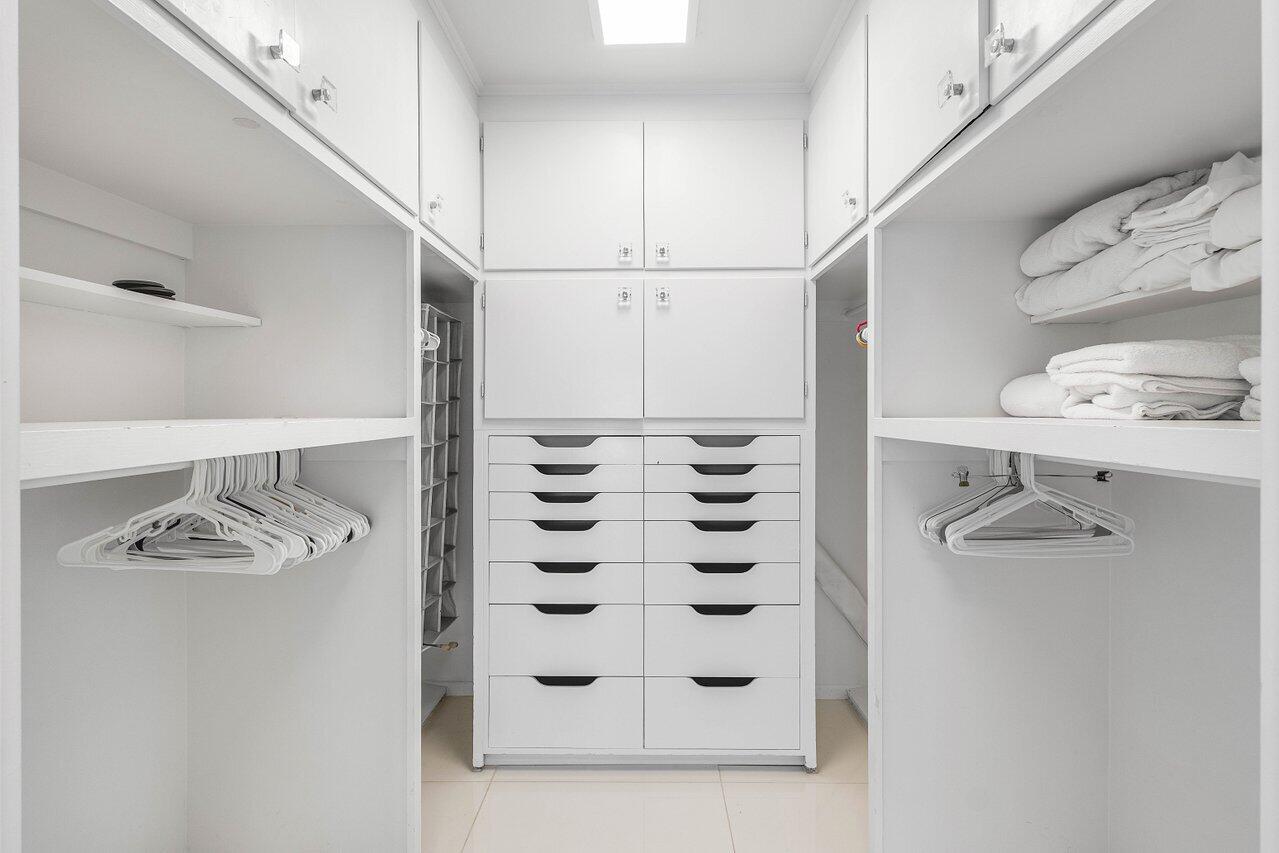 SUN AND SURF - Residential