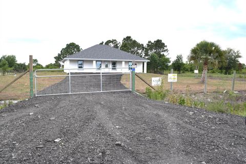 15722 NW 270th Street Okeechobee FL 34972