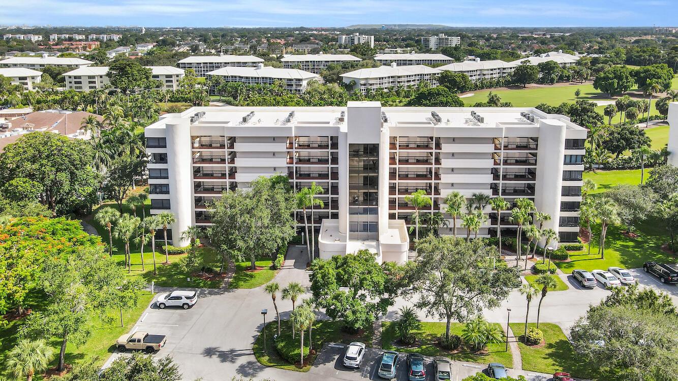 Lowest 2 BDRM in the GLENS!! Desirable 3rd floor location apartment with great natural light.Updated kitchen with large pantry and breakfast area with large windows. Wood cabinets and granite countertops. Stainless Steel appliances. Comfortabe split floor plan with spacious bedrooms, laundry room/utility room. Large balcony overlooking expansive green area and Via Mizner (Mandarin Oriental) golf course.Glens is a beautiful gated community near with Clubhouse with heated pool and spa, gym, onsite manager, grills, pool room, sauna. All mandated condo