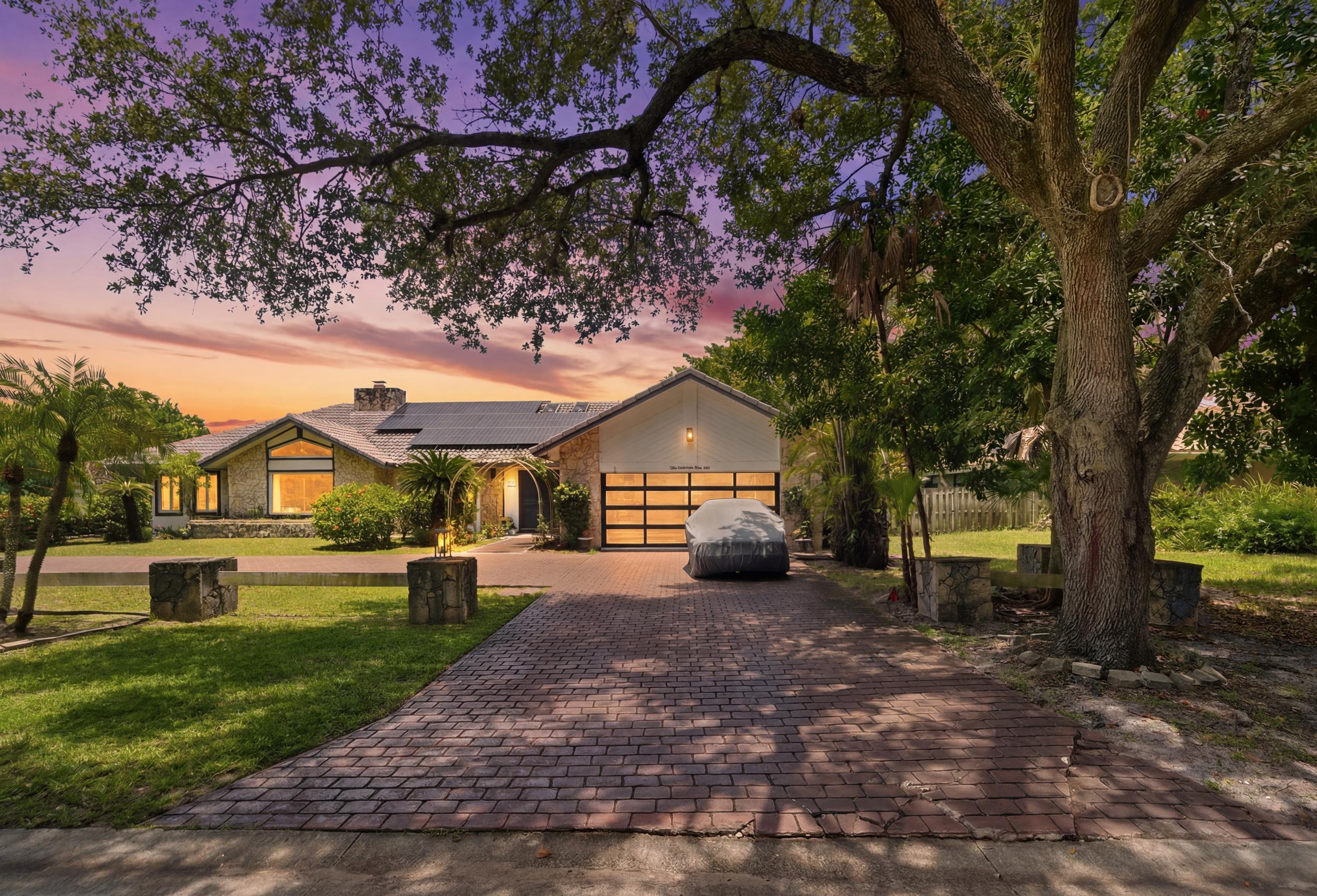 251 NW 104th Avenue