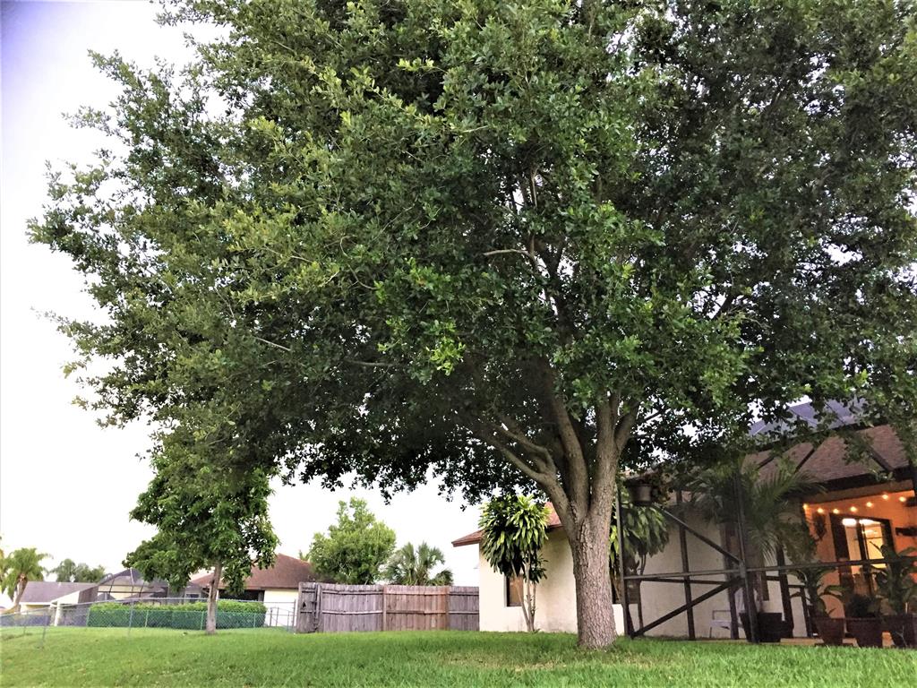 HAWTHORN - Residential