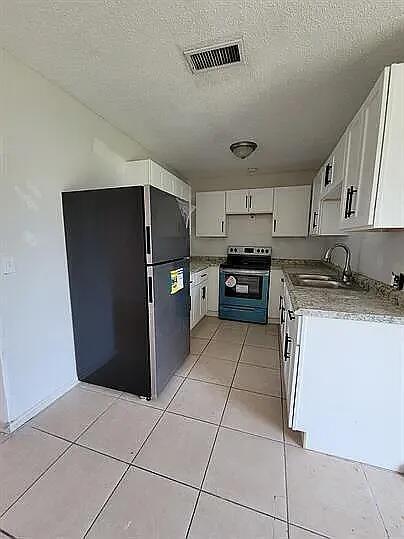 INLET GROVE - Residential Lease