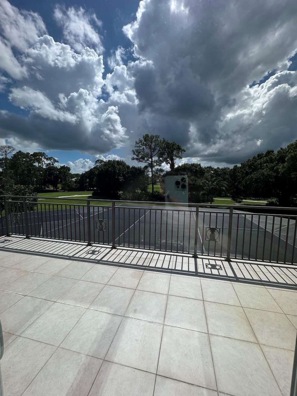 RESERVE CREEK - Residential