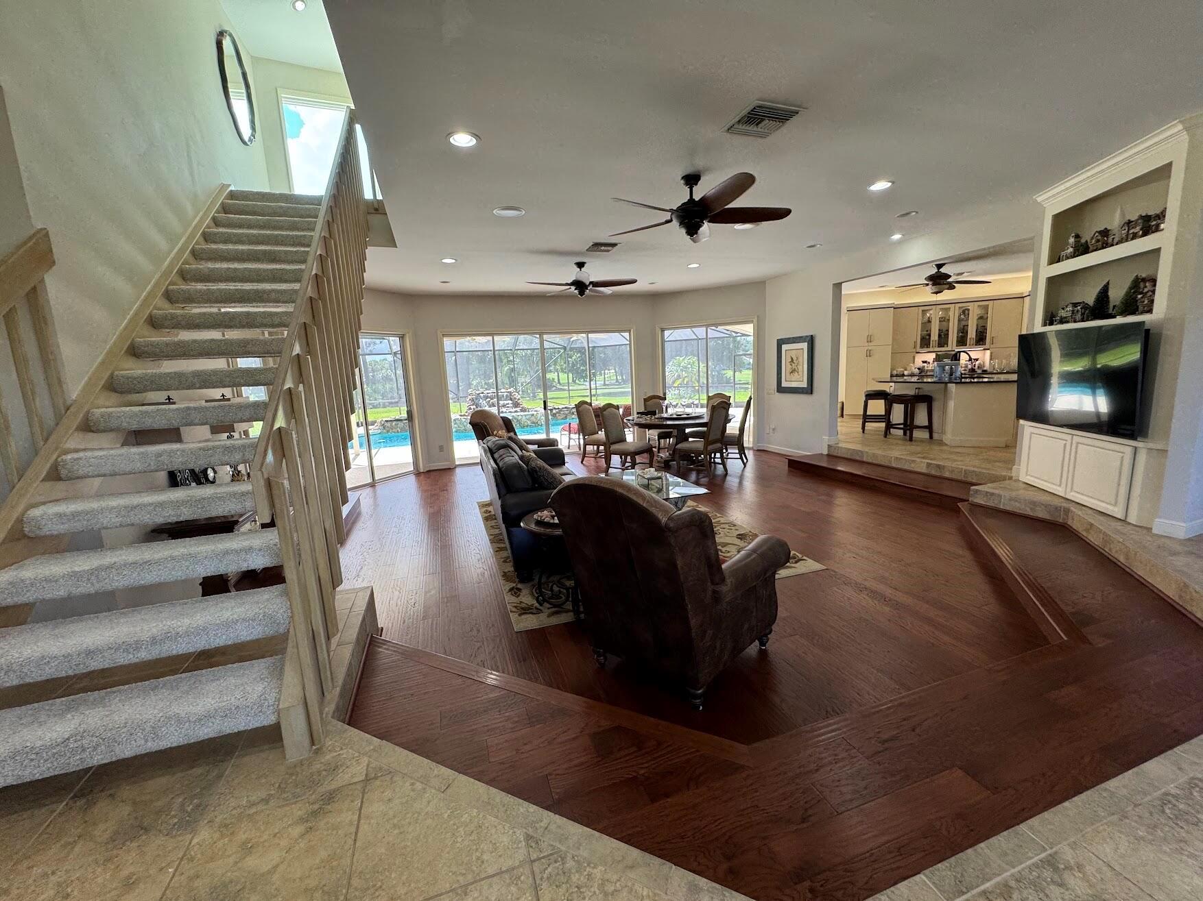 RESERVE CREEK - Residential