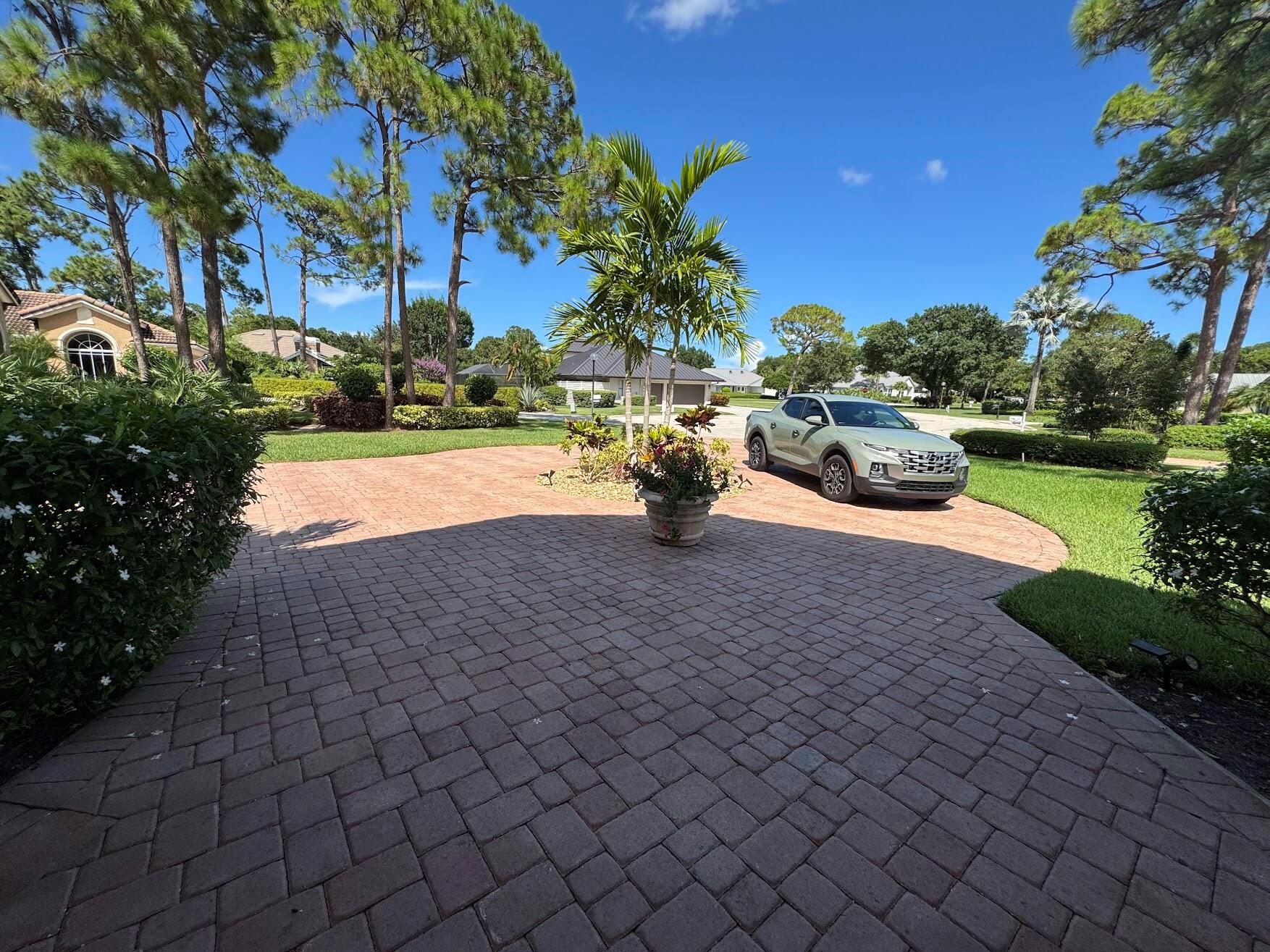 RESERVE CREEK - Residential