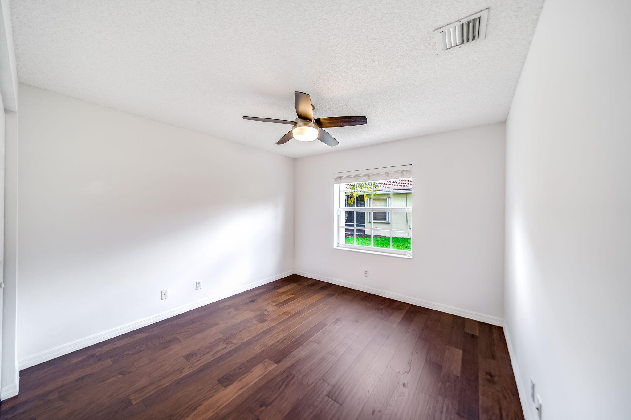 FLORAL LAKES 2 - Residential