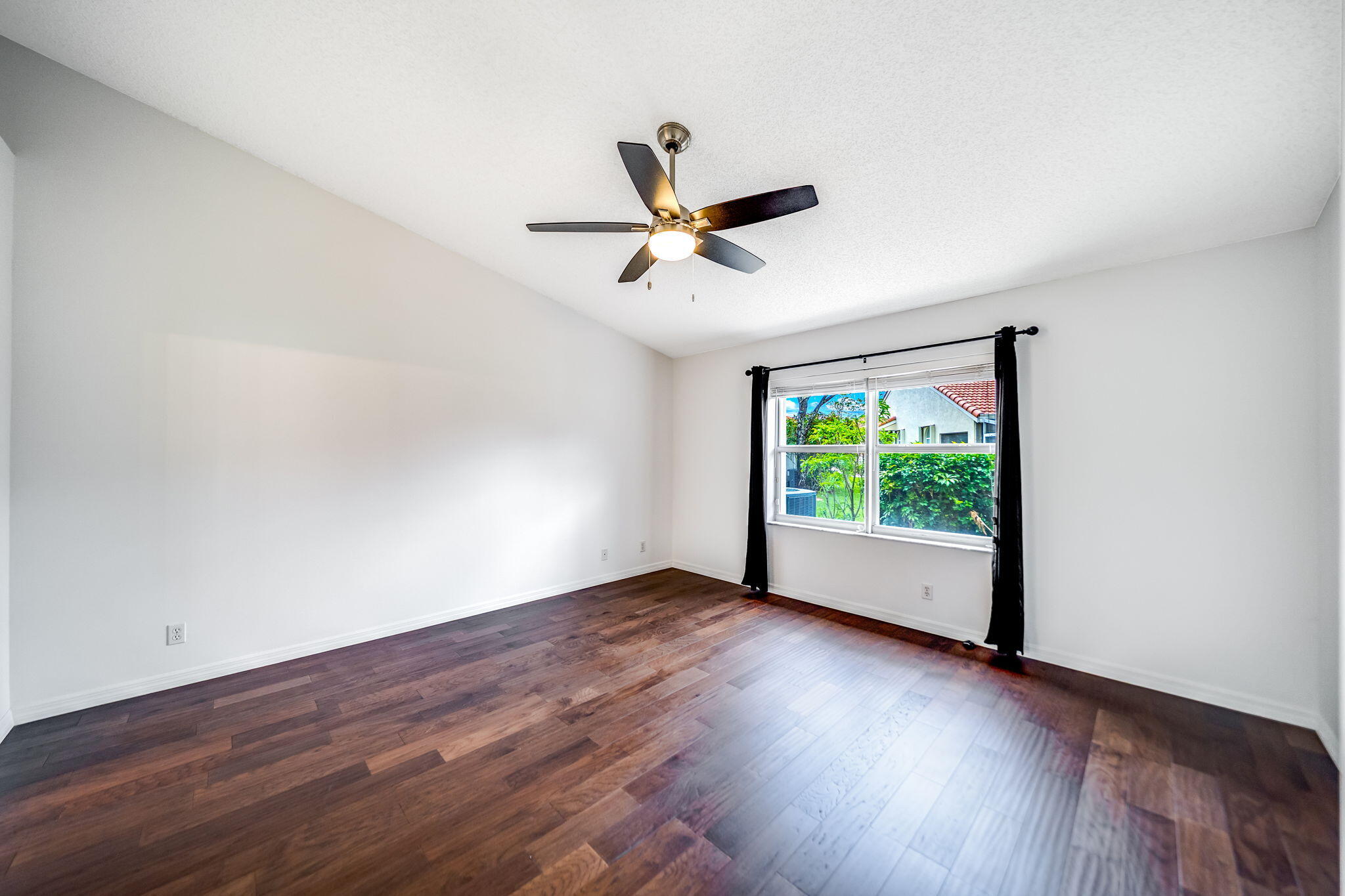 FLORAL LAKES 2 - Residential