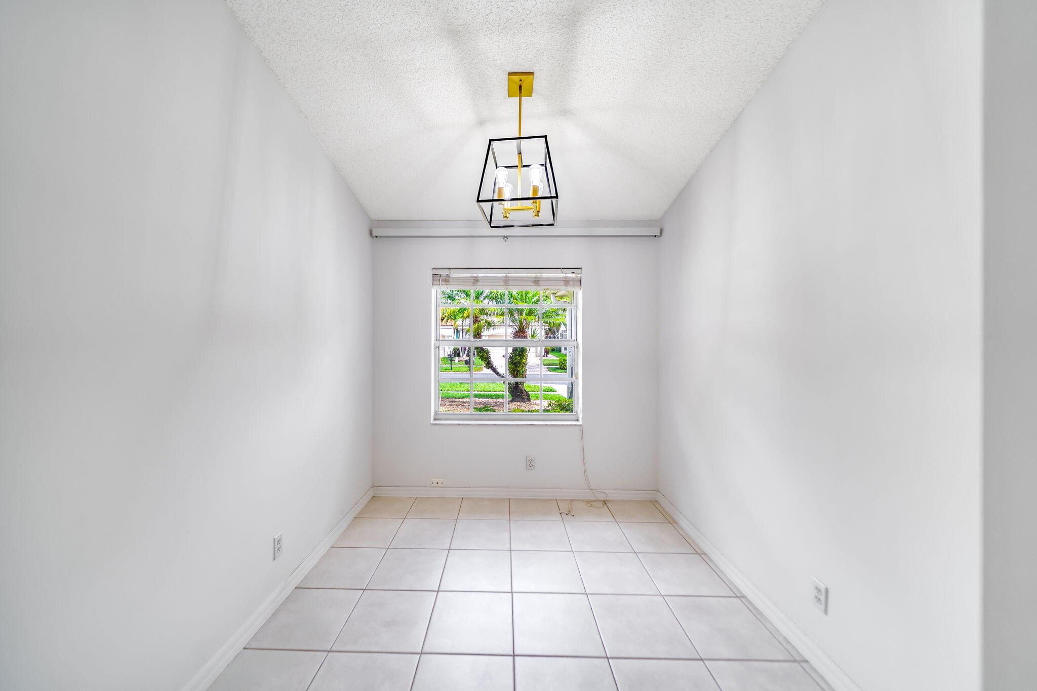 FLORAL LAKES 2 - Residential