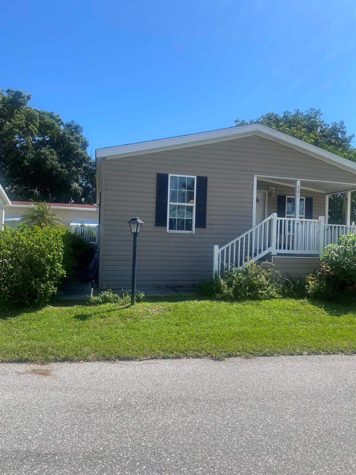 2555 Pga Boulevard 301