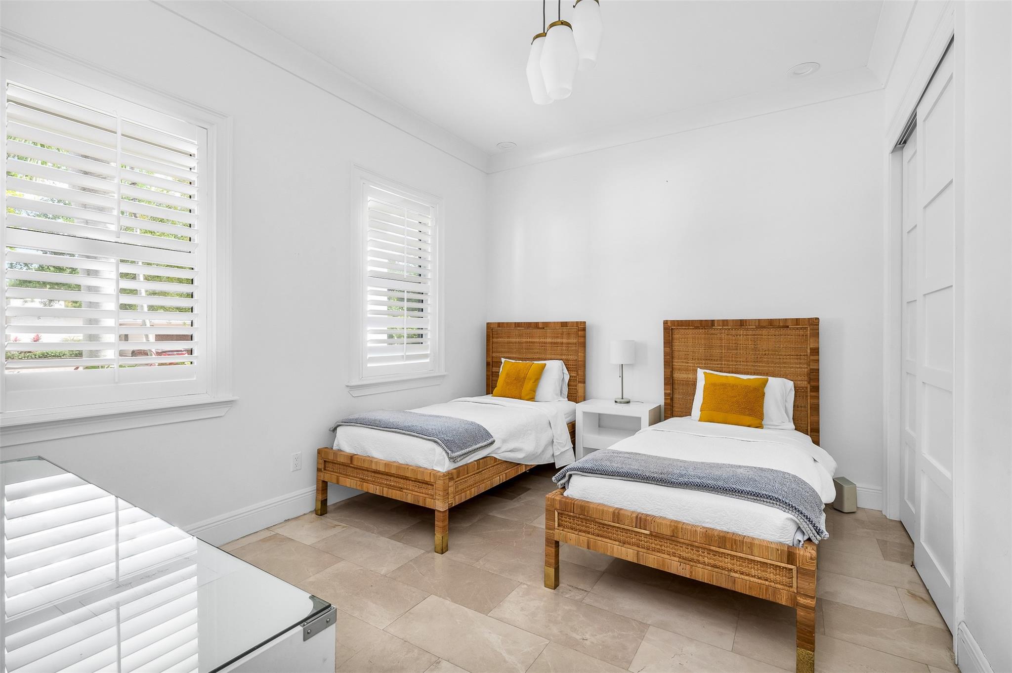 716 Ponce De Leon