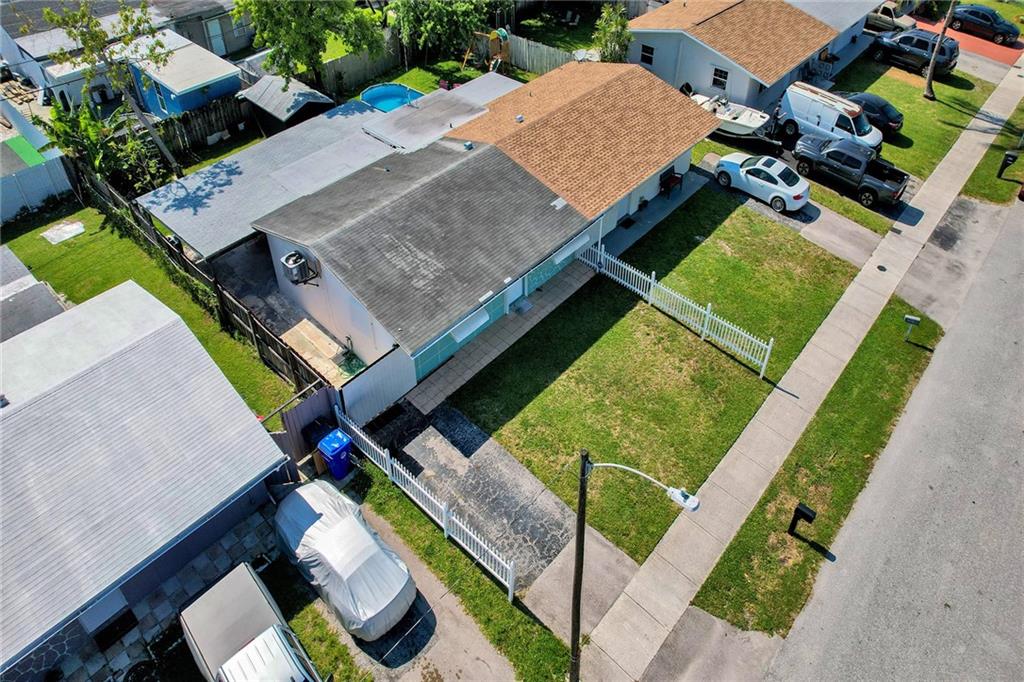 Broadview Country Club Es - Residential