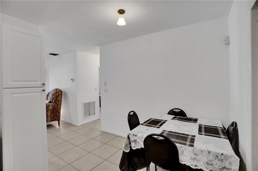 Broadview Country Club Es - Residential