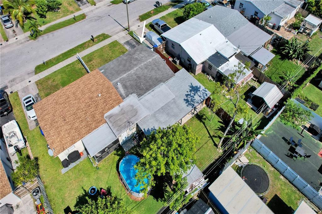 Broadview Country Club Es - Residential