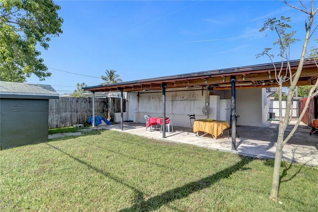 Broadview Country Club Es - Residential