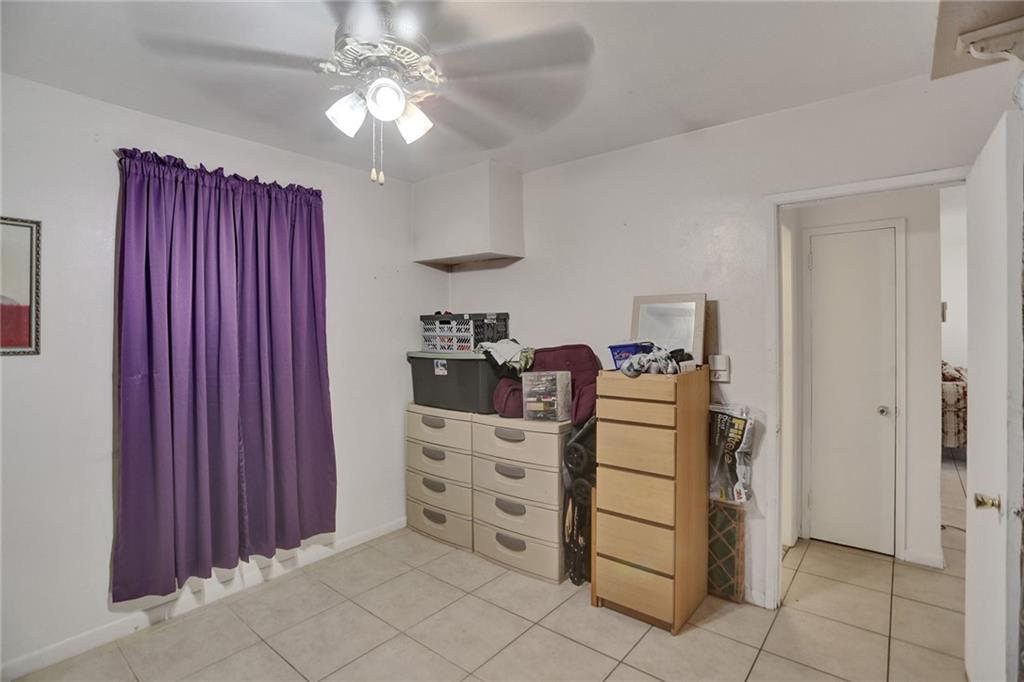 Broadview Country Club Es - Residential