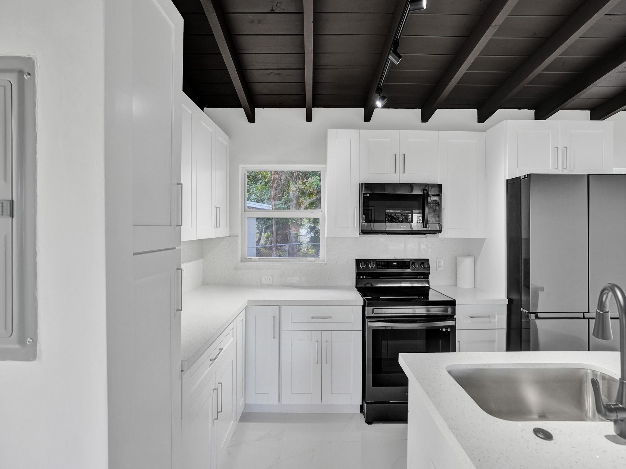 Lauderdale Manors Amd Res - Residential