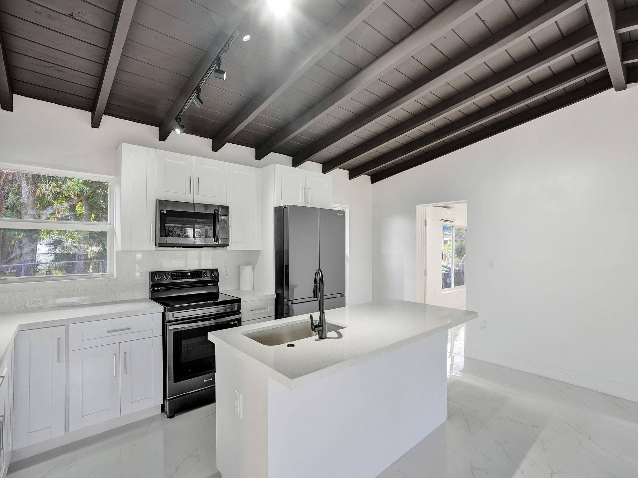 Lauderdale Manors Amd Res - Residential