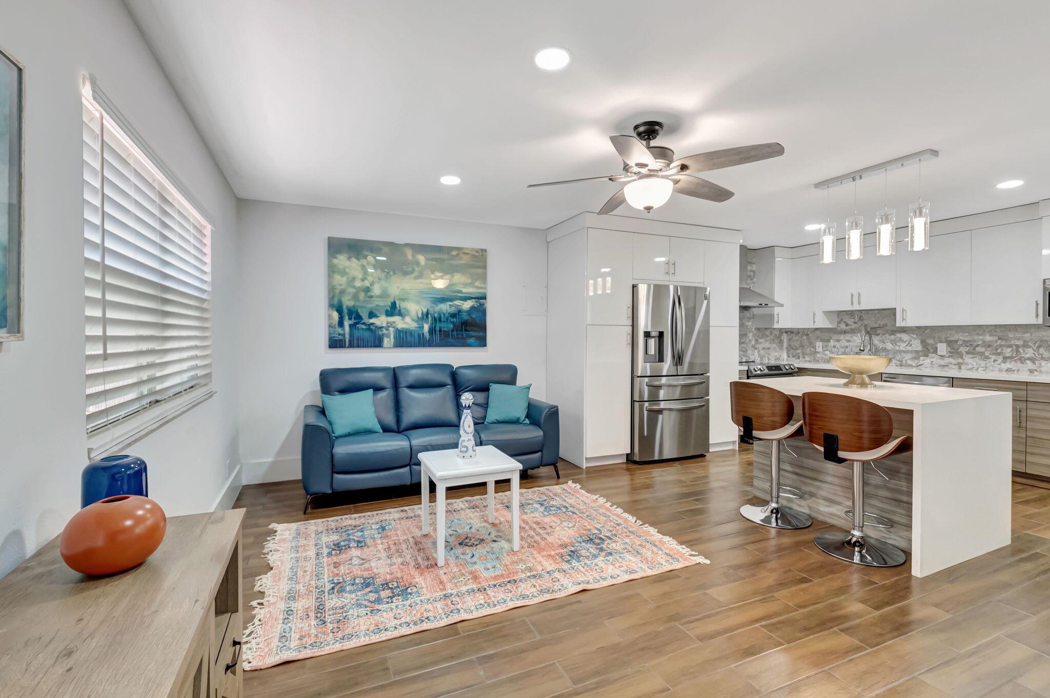 View photos, virtual tours, details... 187 Seville H