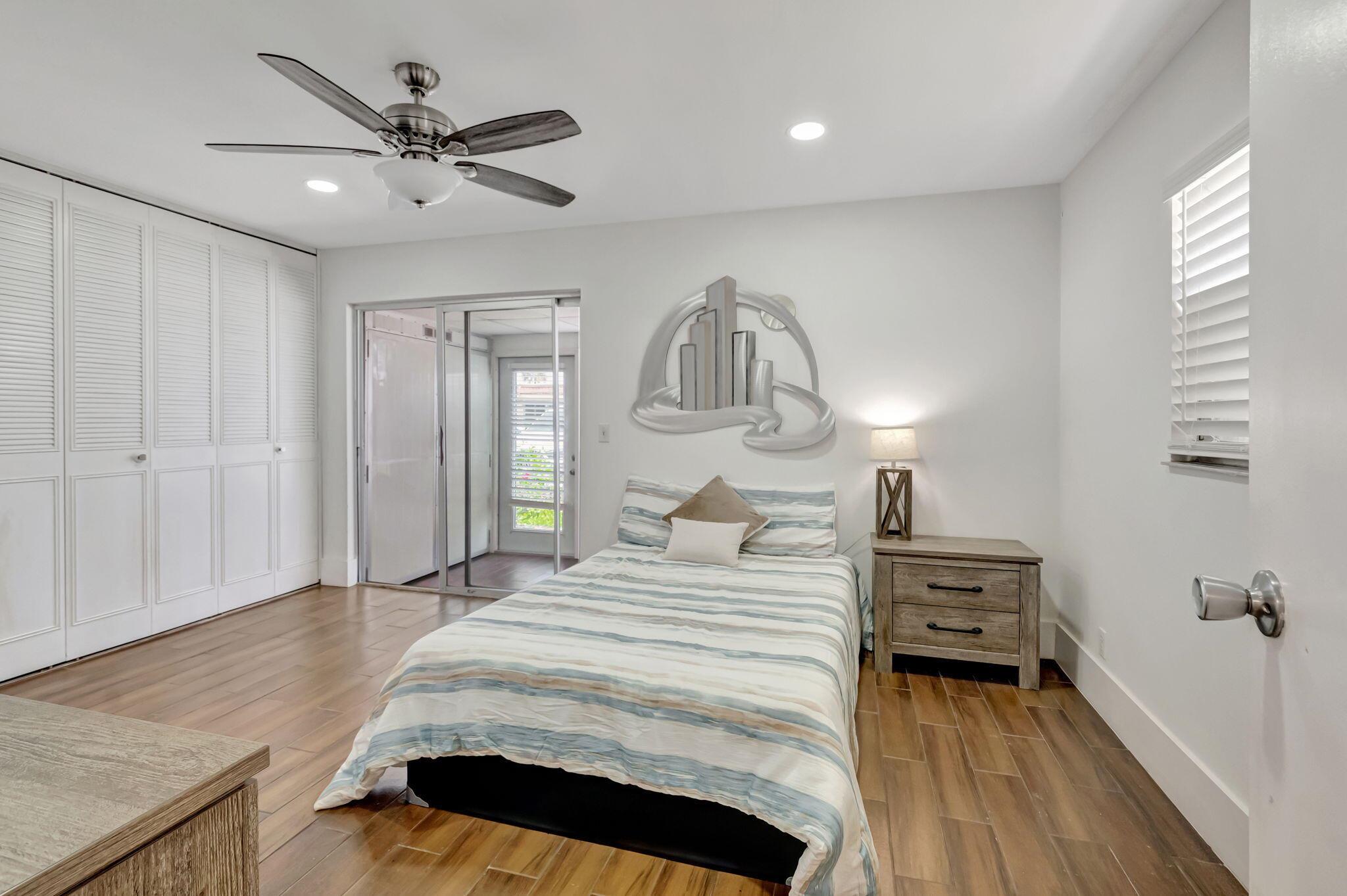 View photos, virtual tours, details... 187 Seville H
