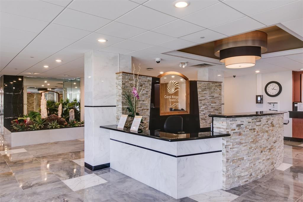 Coral Ridge Towers South - Residential