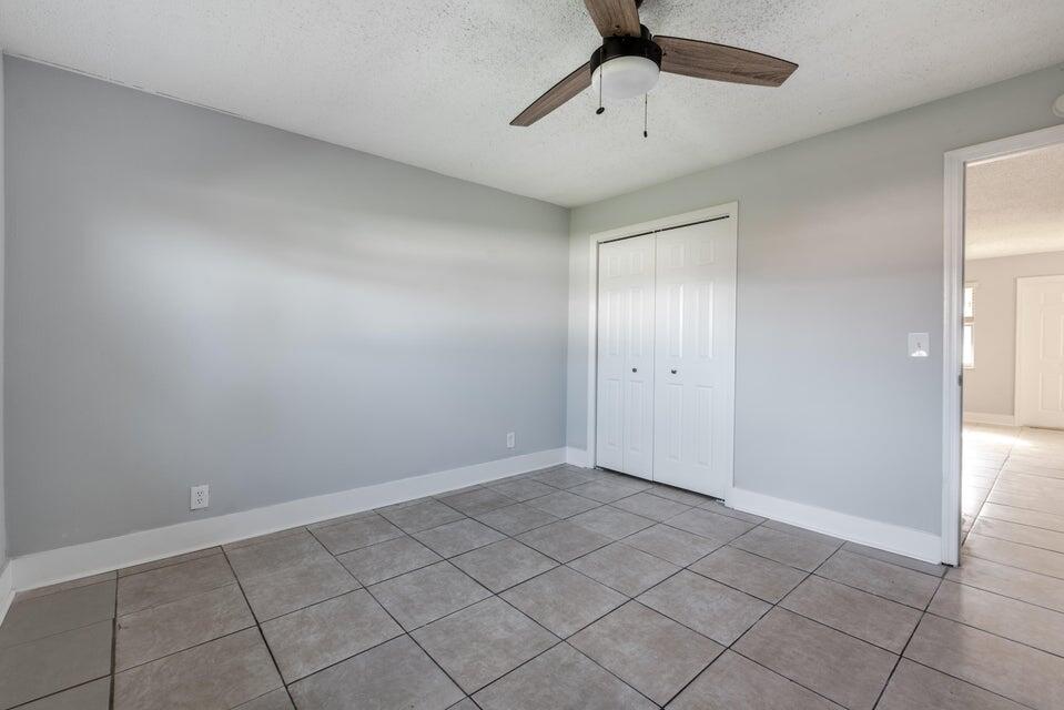 SUTTON MANOR - Residential Lease