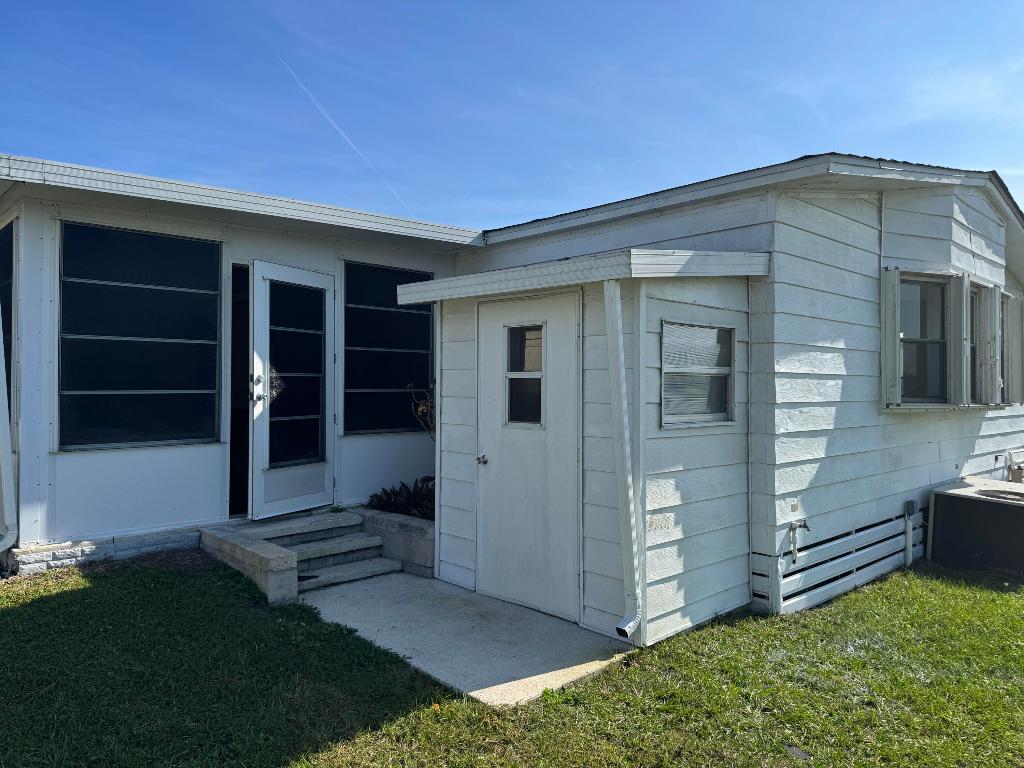 Spanish Lakes Country Club - Residential