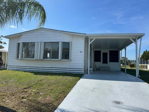 Photo of 43 Las Casitas Court, Fort Pierce, FL 34951 (MLS # R11145380)