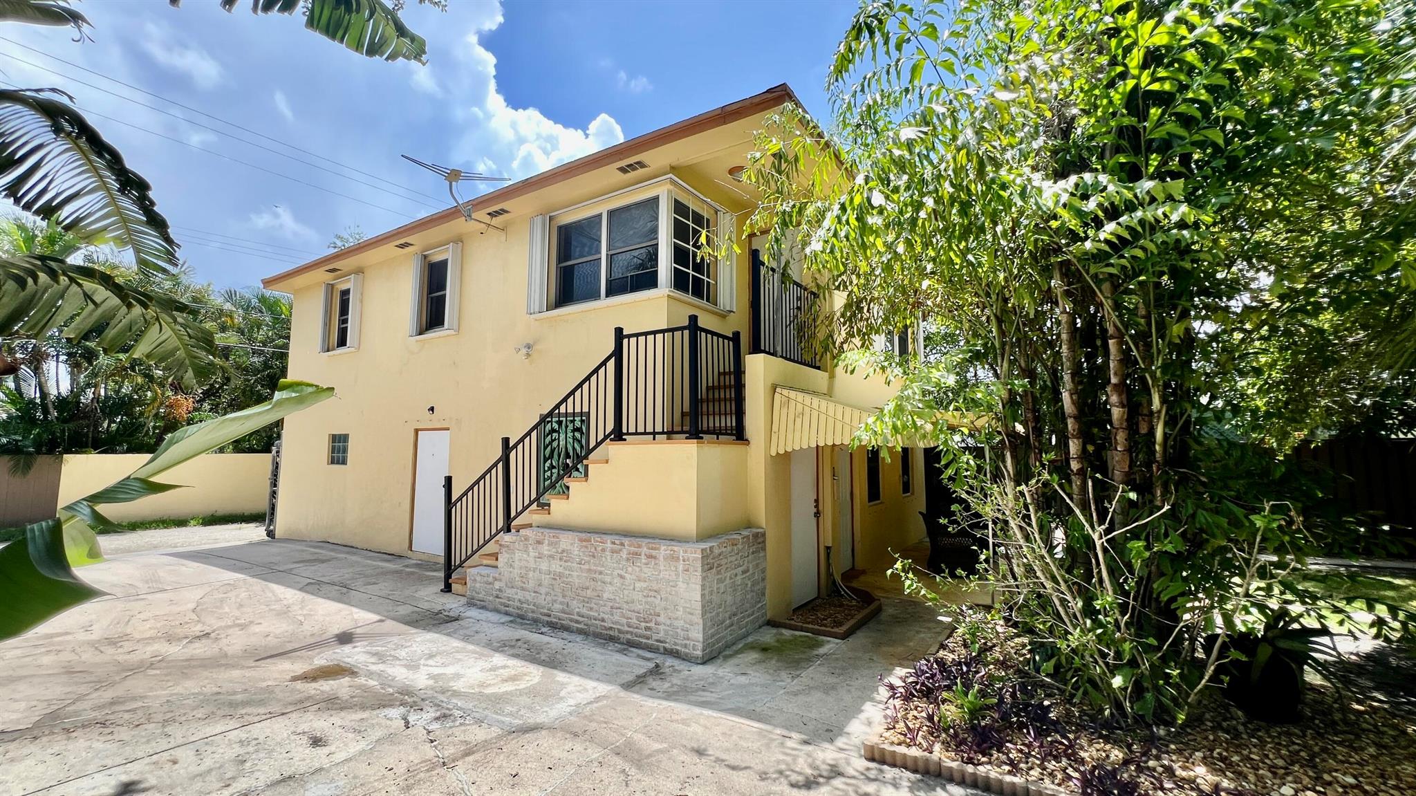 LAKE WORTH TOWN OF ADD 1 - Residential Income