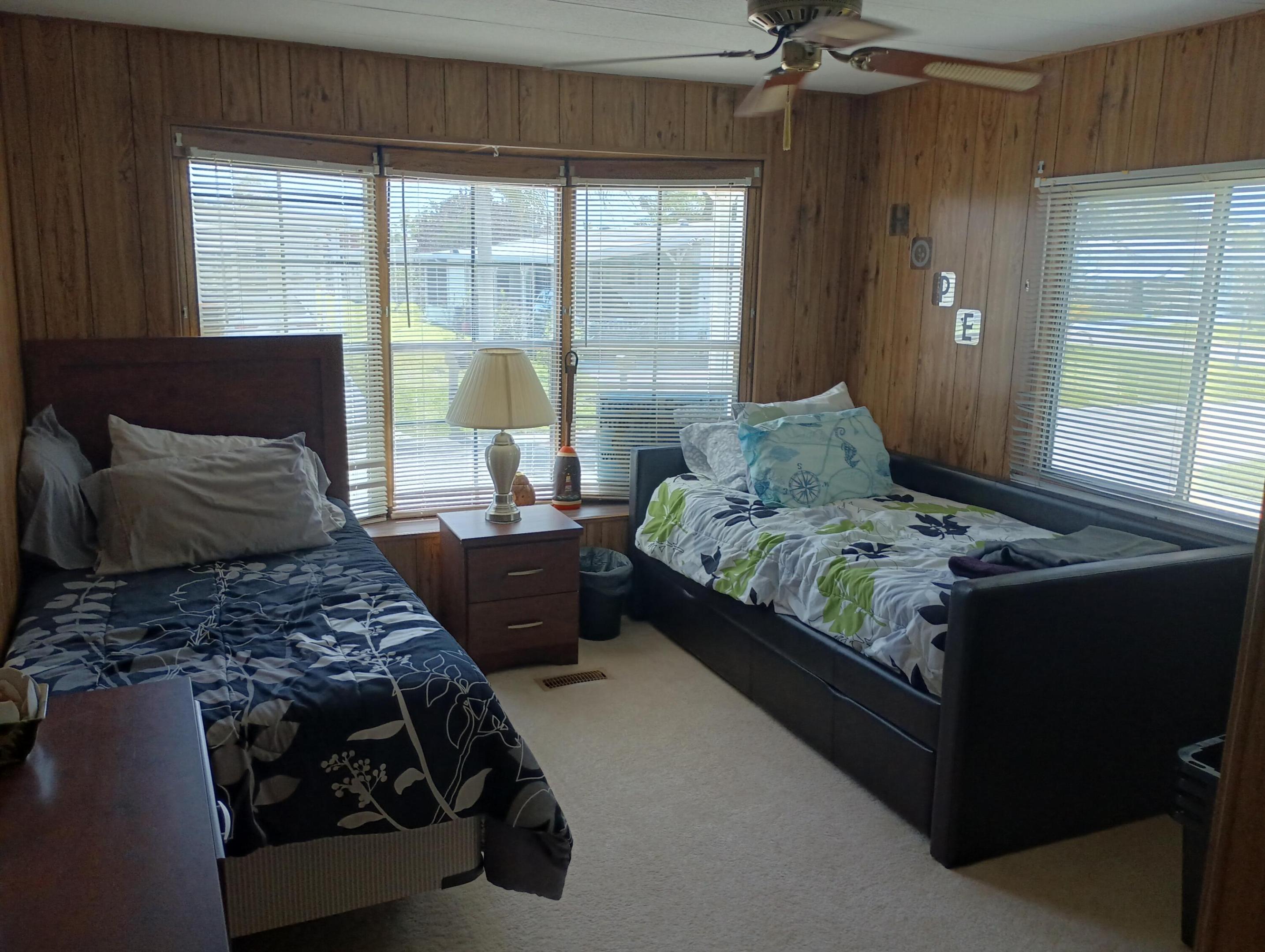 Spanish Lakes Riverfront - Residential