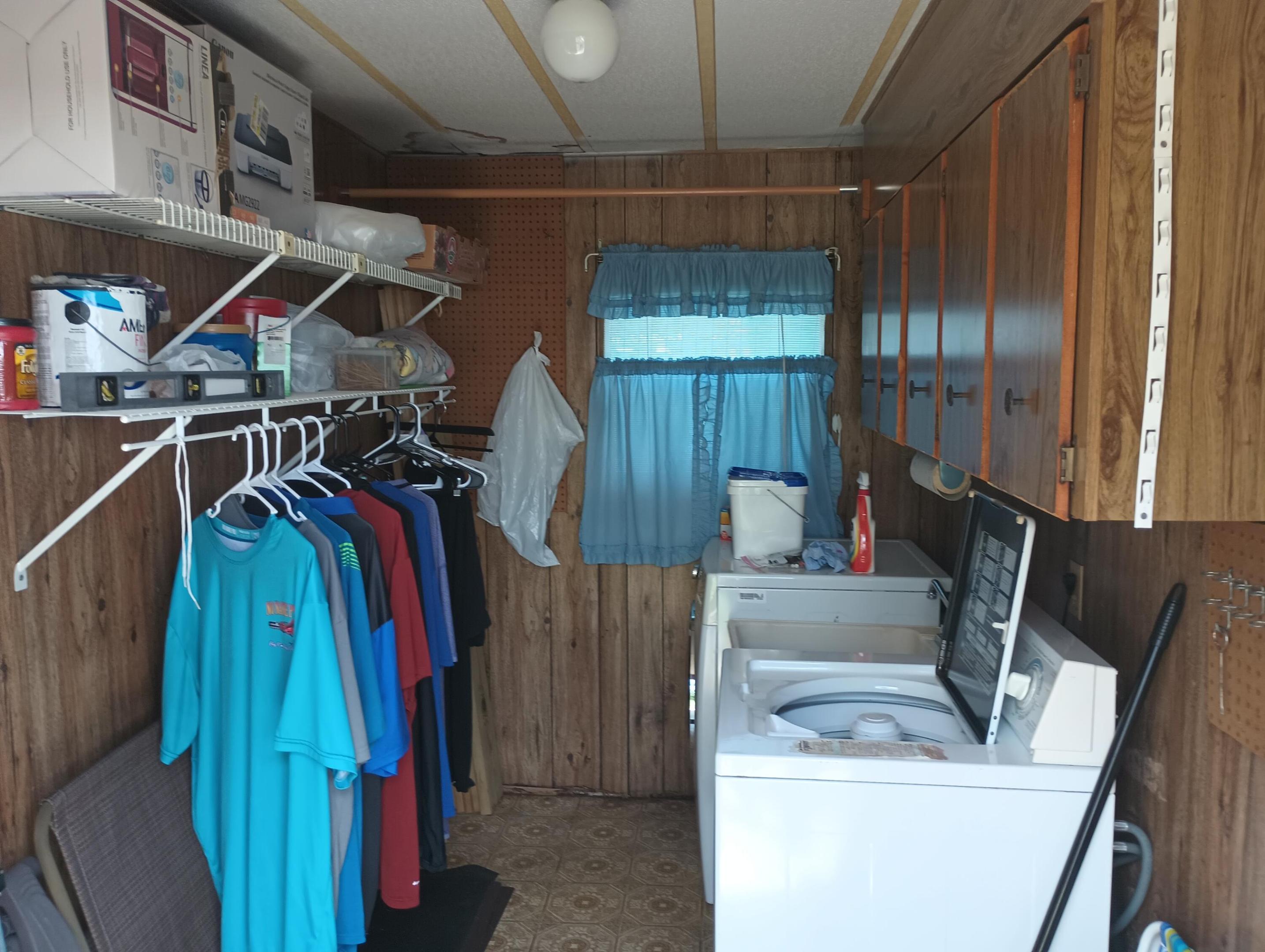 Spanish Lakes Riverfront - Residential