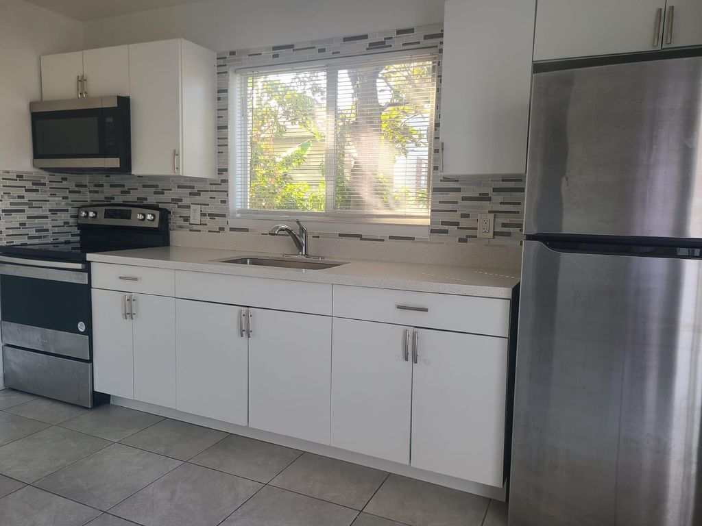 Photo of 2324 Johnson Street #6, Hollywood, FL 33020 (MLS # F10550403)