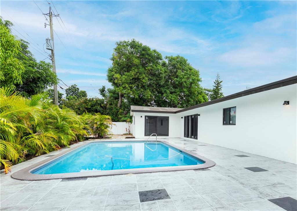 Coral Ridge Isles 45-47 B - Residential